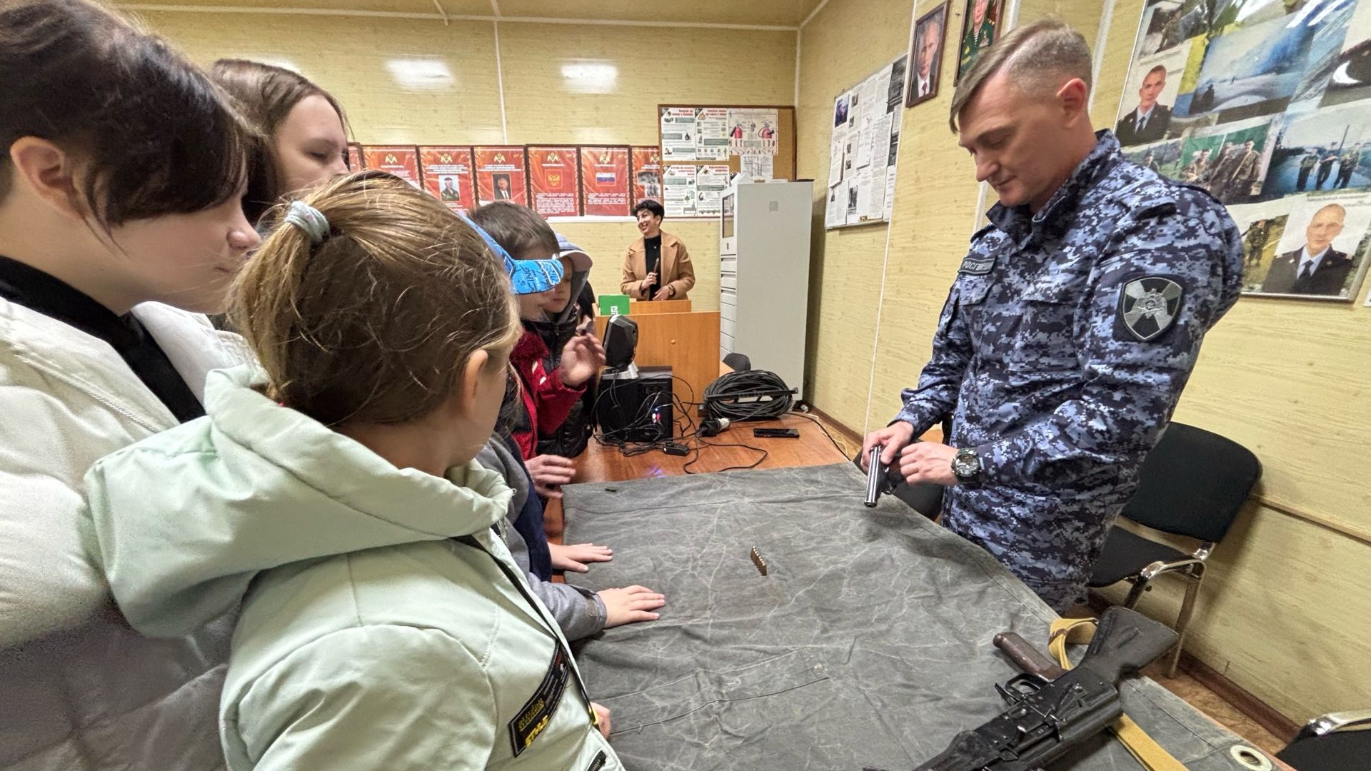 В Пушкинском отделе вневедомственной охраны Росгвардии прошёл День открытых дверей