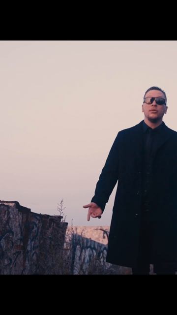 Клип на трек 