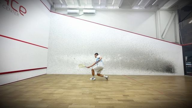 СКВОШ. Лоб в передней зоне справа 2