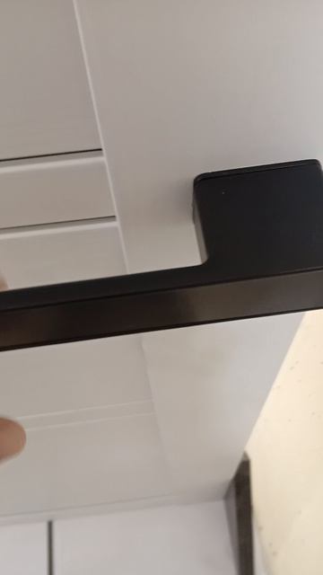 Ручка со встроенным фиксатором