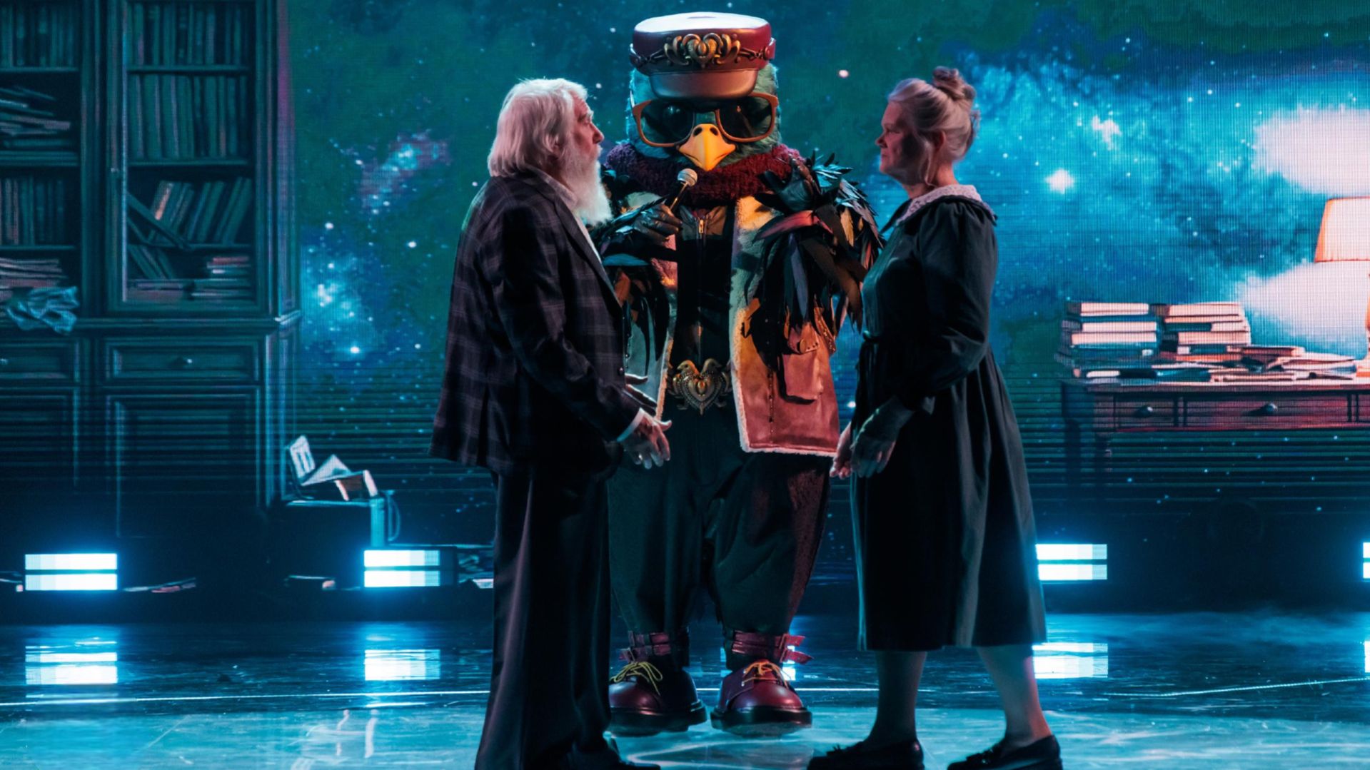 Снегирь - Как молоды мы были | Шоу Маска, 2 выпуск