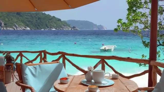 🎷 Атмосфера приморского кафе | Босса-нова и звуки морских волн для работы и отдыха 🌊☕