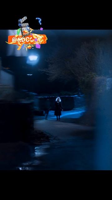 После встречи с этой женщиной, люди в панике начинают убегать 😲😲😲 кино фильм  фильмысериал