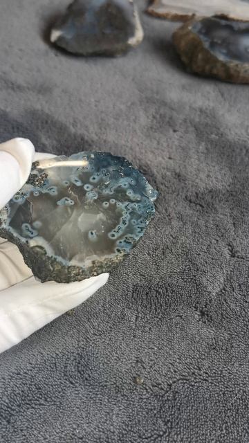 Взялся за работу полирнуть кучу агатов.