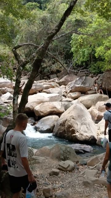 В поисках водопадов БАХО.