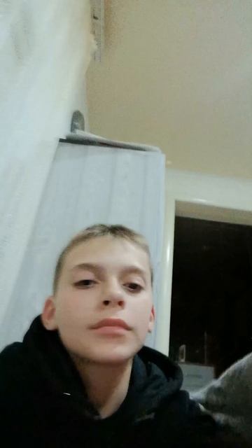 Артём и Кирилл у бабушки 💋