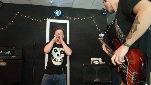 НЕ ЛЮDИ - Не люди