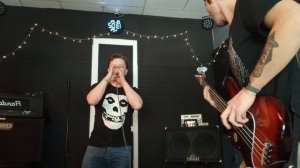 НЕ ЛЮDИ - Не люди