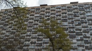 Прогулки по Москве. Дом "на курьих ножках" на ВДНХ.