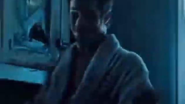 Эдит тайлер дерден брэд питт в красной куртке момент из фильма бойцовский клуб tyler durden edit