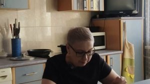 Завтрак. Назначили пенсию. Занималась документами.