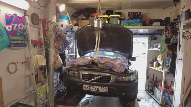 Химическая раскоксовка двигателя Volvo S60, S80, V70, XC70 II 2.4 Turbo B5244T3 Коровой SQUID от BG