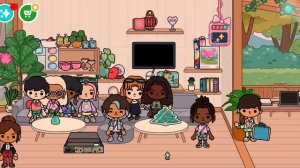 Знакомимся🎑.Играем в игру.🏆🥇