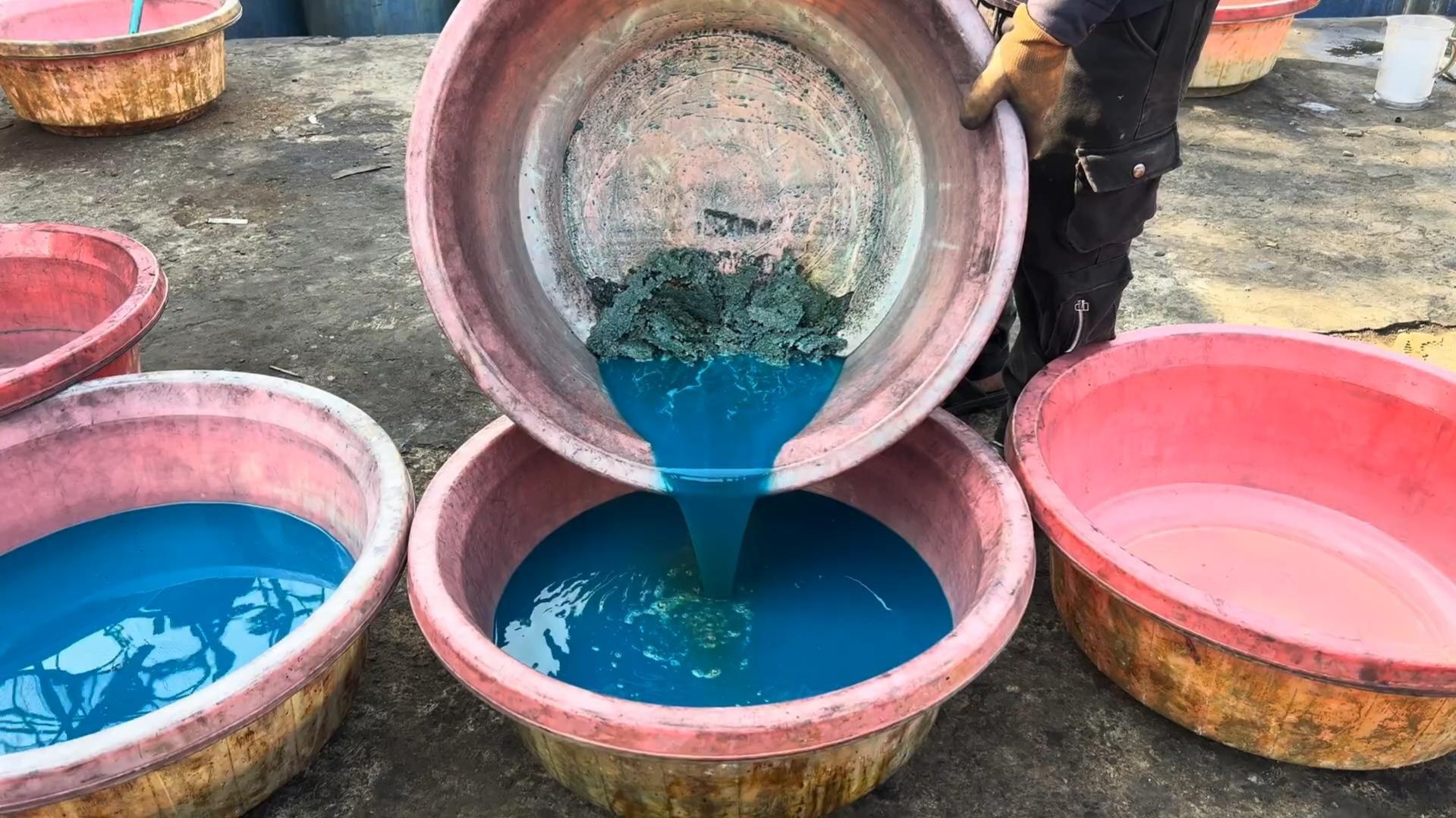 Переработка хлама в серебро.