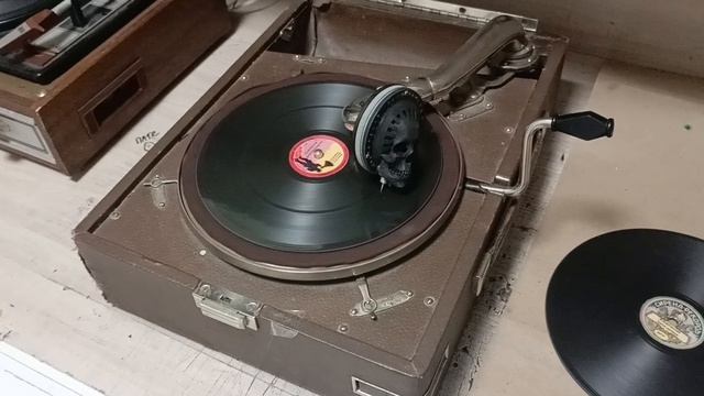 Цыплёнок жареныйМы анархисты