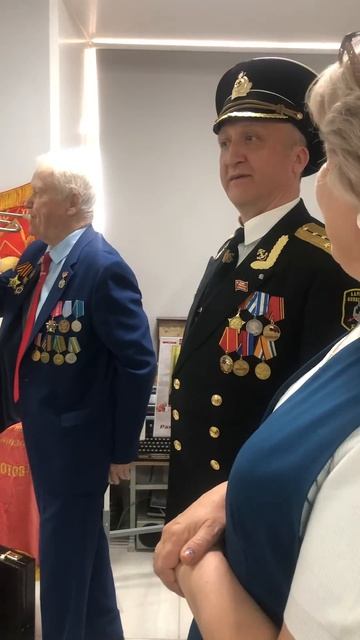 Старый горн. Старая школа. Мощно! Перед выступлением Липовского Ивана Николаевича