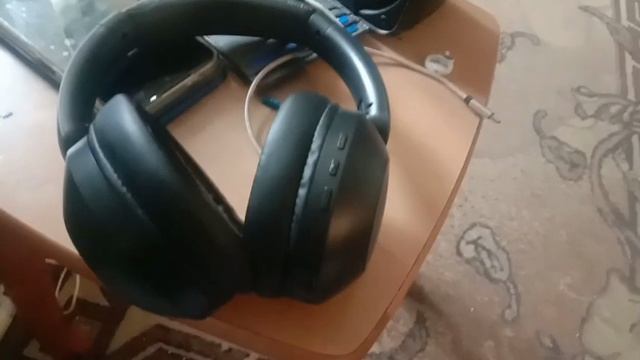 распаковка посылок (наушники)