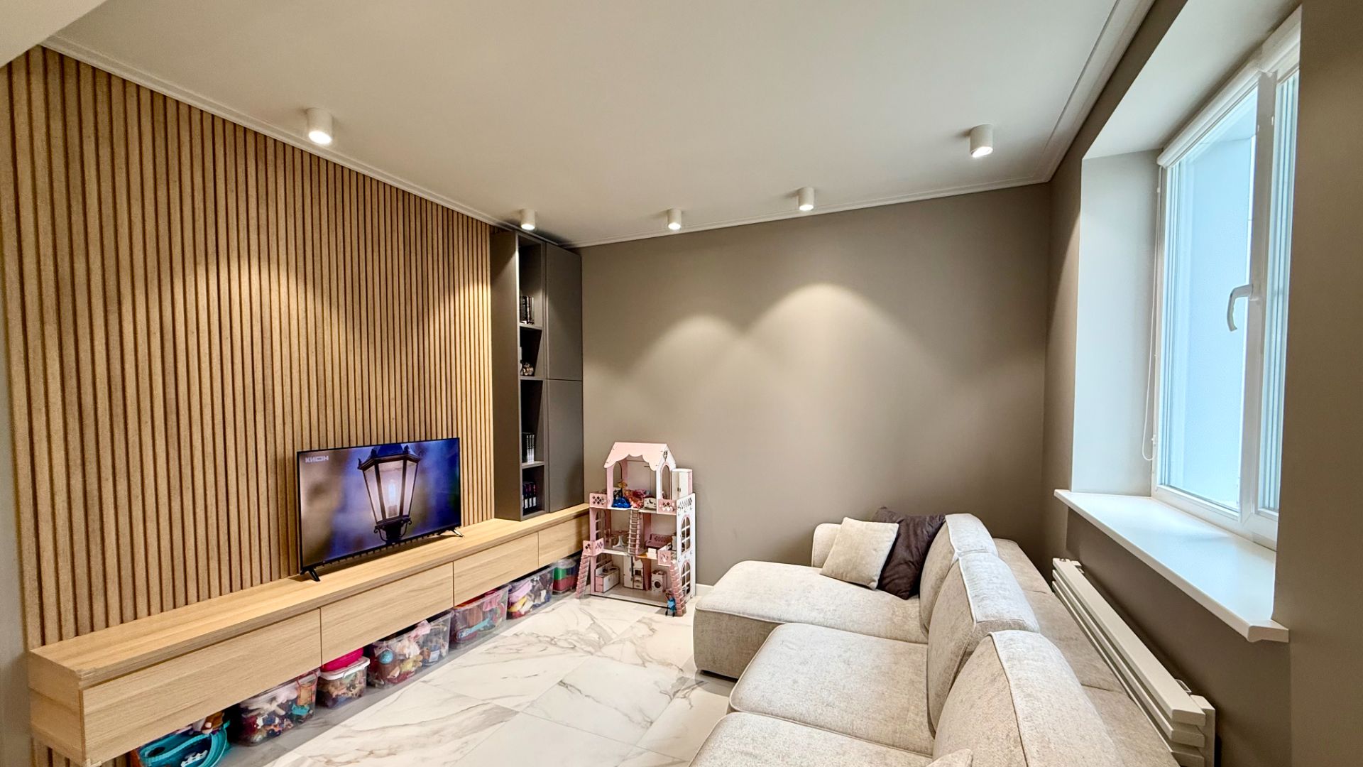 Квартира с дизайнерским ремонтом в мкр Радужный г Ессентуки