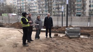 Депутаты посмотрели, как идёт благоустройство бульвара в Дзержинце