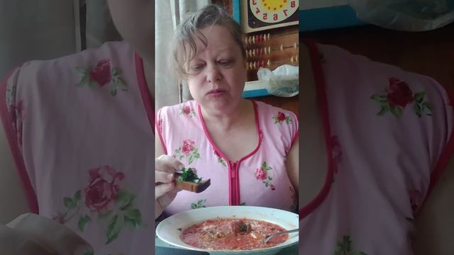 Сварила вкусный борщ