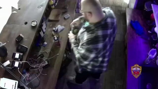 В районе Вешняки полицейские задержали подозреваемого в краже выручки из кассы кальянной