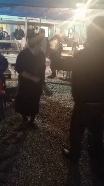 В Китае тестируют робособак с акустическим оружием.

На них устанавливают устройства создающие напр