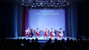Образцовый коллектив Ансамбль русских народных инструментов «Перезвон».