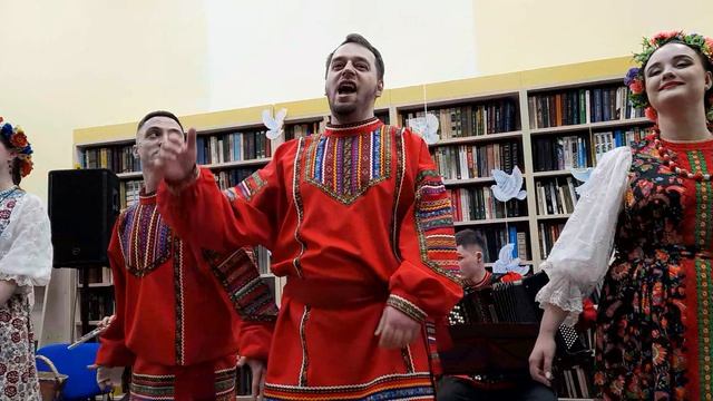 Живёт моя отрада в исполнении Кудрина