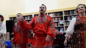 "Живёт моя отрада" в исполнении "Кудрина"