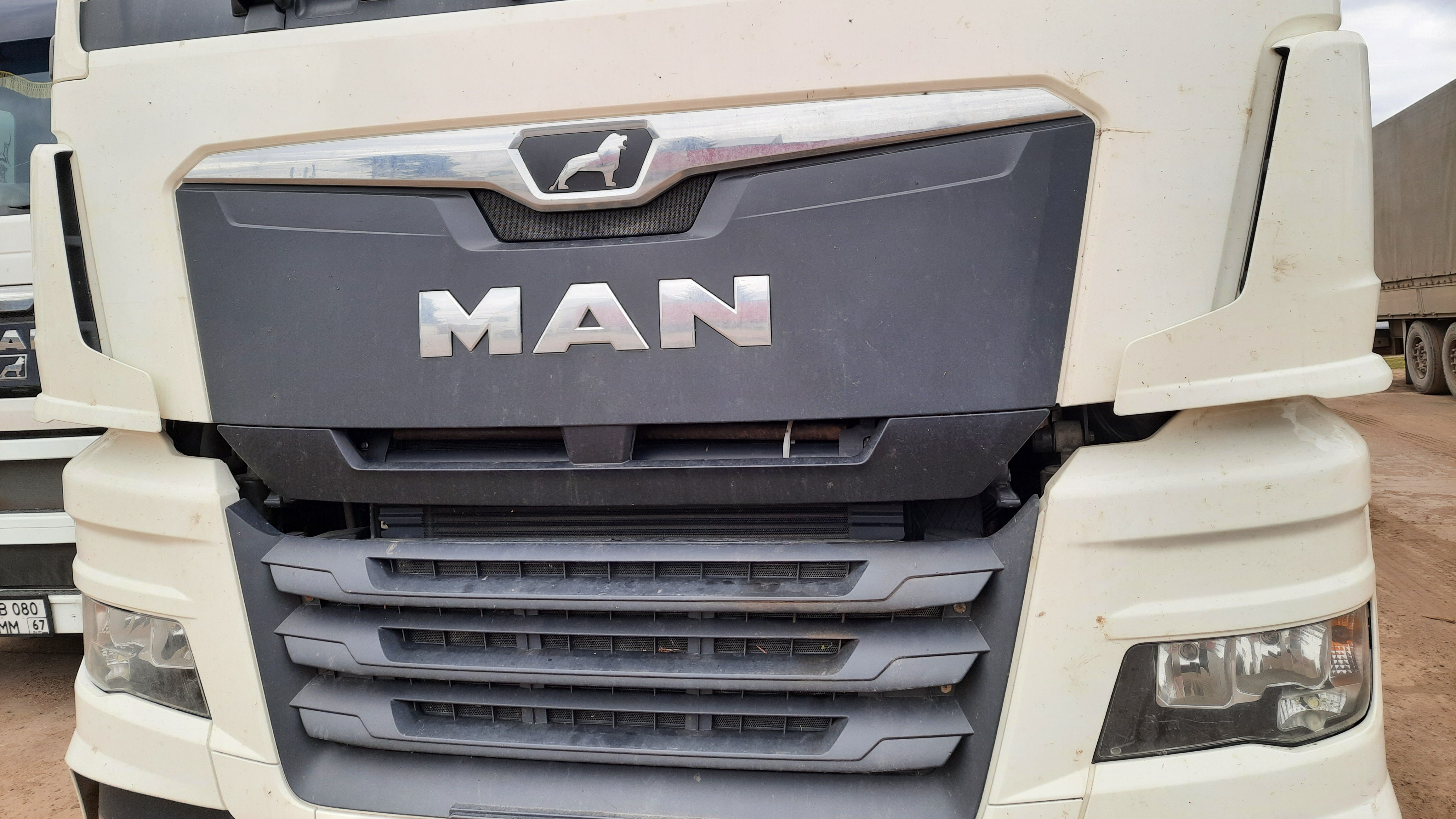 Как снять бампер MAN TG3