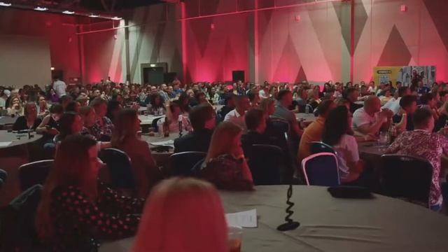 БИЗНЕС-СТЕНДАП И ПРОЖАРКА НА ФОРУМЕ ДВИЖЕНИЕ В 2020 и 2021 ГОДАХ