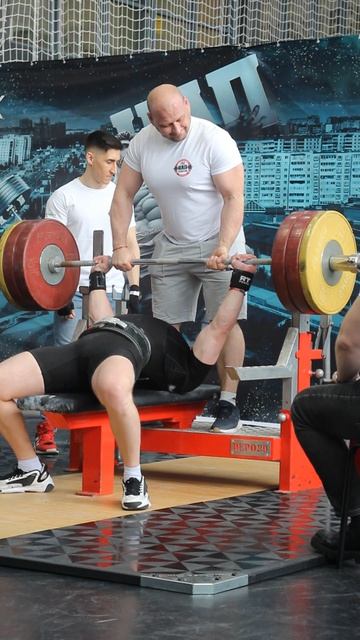 Пауэрлифтинг. Жим штанги лёжа