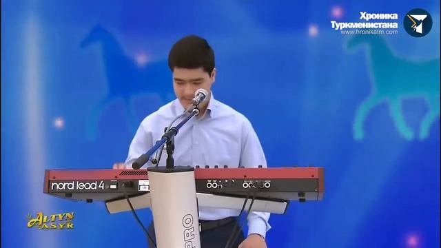 Президент Бердымухамедов зачитал рэп про коня