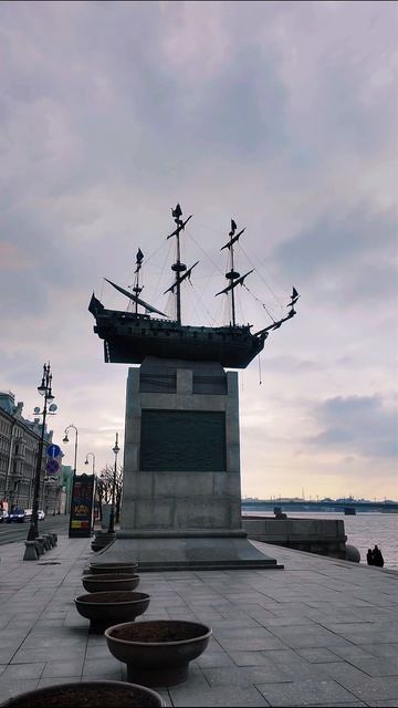 Корабль Полтава, река Нева, Санкт-Петербург #питер #кудапойти_питер