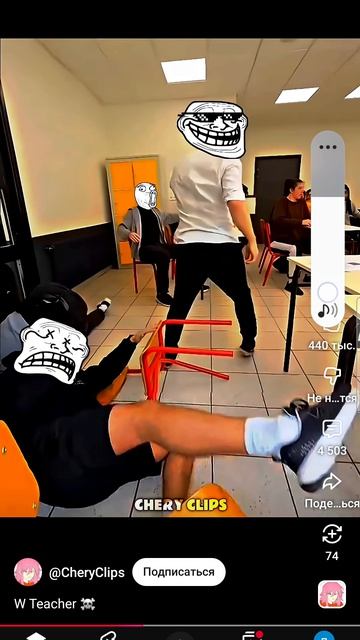 что я буду делать со своими обидчиками тут в белой футболке я