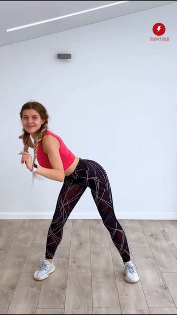 Получите бесплатно курс с разборами движений в Бачате от чемпионки России