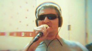 А туман на луга ложится