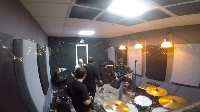 НЕ ЛЮDИ - У бара (live репетиция)