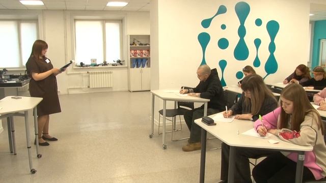 Бийчане уже в 14-й раз написали «Тотальный диктант» (