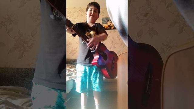 дружу на гитаре