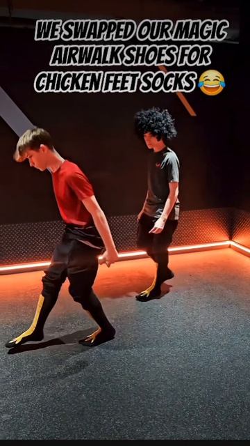 Раз, два, три.