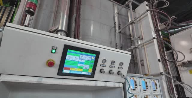 Рабочая встреча на производстве