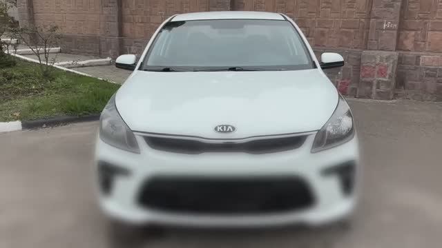 Автомобиль KIA Rio в автосалоне Аврора в Симферополе 1449