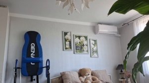 примерка нового пальто со старыми дырками. ну что одеть то??