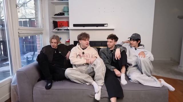 САНЯ МОНТАЖНИК ВСЯ ПРАВДА ПРО ВЫЖИВАНИЕ ЕГОРИКА!  секреты вопросы ругань