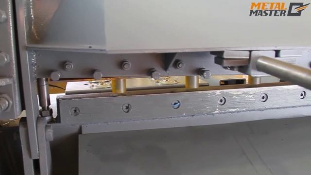 Электромеханическая гильотина Metal Master ETG 1330E. Обзор. Тестирование