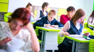 «Шутки» кончились: в Югре обсуждают, как защитить педагогов от выходок учеников