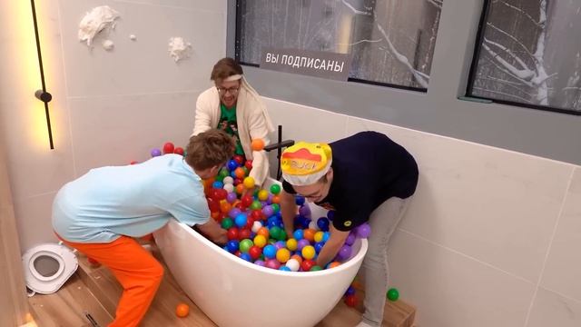 Кто_Последний_Покинет_ВАННУ_Получит_1000$_Челлендж_!