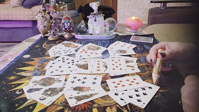 Окончательное решение Крестового Короля в сторону Червовой Дамы ?