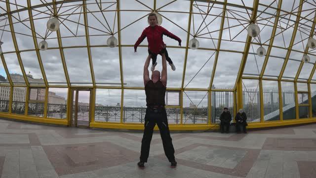 20260424 8 ПАРК ГОРЬКОГО FatherSTAR ValeSTAR ACRO YOGA Exhibition Show Dance GX01205